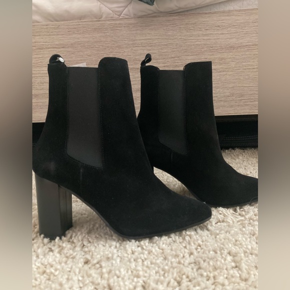 Black booties - Picture 2 of 7